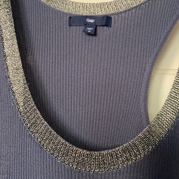 Grey tank with silver metallic around neckline by GAP - Picture 5 of 5